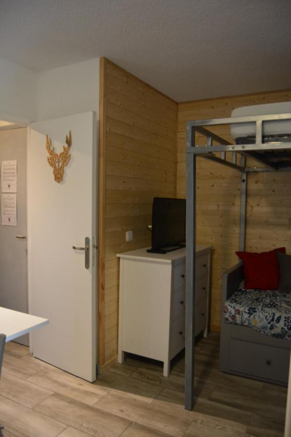 Studio Marmotte Font-Romeu 4 Personnes Avec Balcon Residence Val Soleil Entierement Renove En Juin 2021 Place De Parking & Wifi Gratuit , Draps & Serviettes De Toilettes Non Inclus, Sabanas Y Toallas No Incluidos Luaran gambar