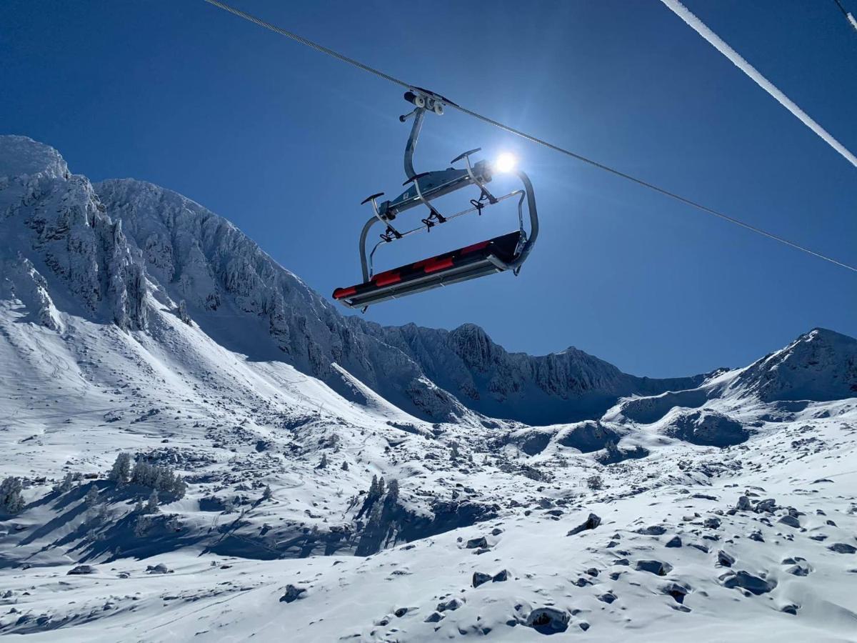 Studio Marmotte Font-Romeu 4 Personnes Avec Balcon Residence Val Soleil Entierement Renove En Juin 2021 Place De Parking & Wifi Gratuit , Draps & Serviettes De Toilettes Non Inclus, Sabanas Y Toallas No Incluidos Luaran gambar